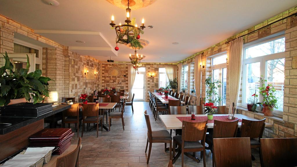 Hotel-Restaurant Axion Weil am Rhein Exterior foto